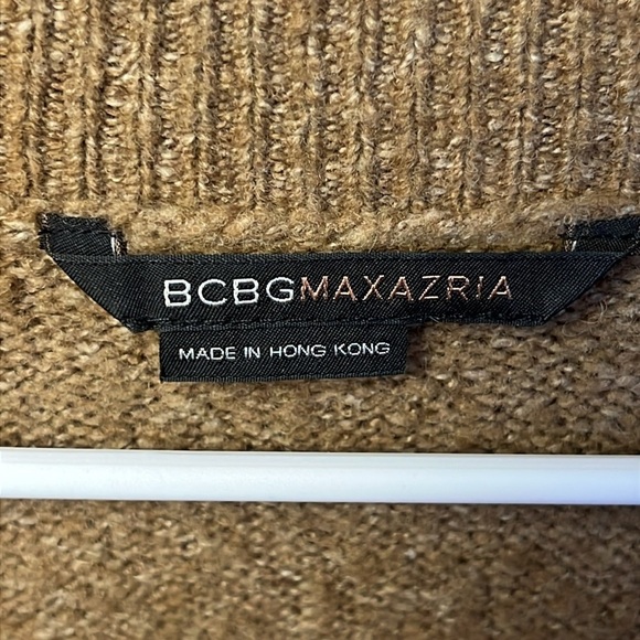 BCBG Maxazria Brown Knit Long Sleeve Button Down Cardigan Sweater Women M VINTGE - Picture 2 of 10